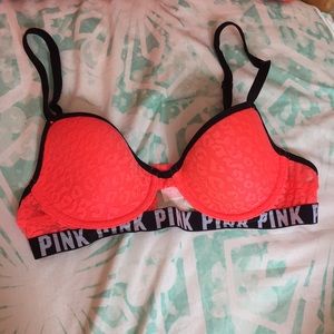 Victoria’s Secret PINK bra